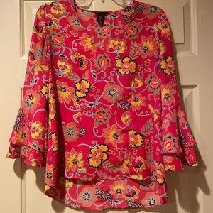 Mercer & Madison Vibrant Floral V-Neck High-Lo Blouse in Red/Yellow, Size Small